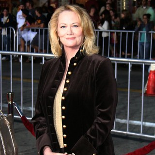 Cybill Shepherd in Los Angeles Film Premiere of The Heartbreak Kid - Arrivals