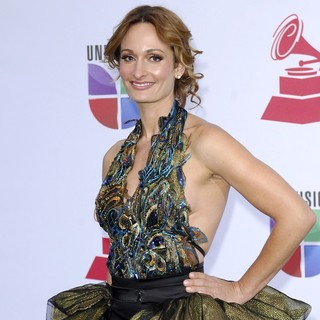 D'Manti in The 12th Annual Latin GRAMMY Awards - Arrivals