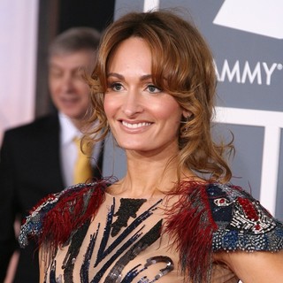 D'Manti in 54th Annual GRAMMY Awards - Arrivals