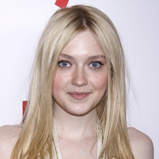 Dakota Fanning in 23rd Annual GLAAD Media Awards