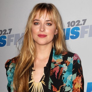 KIIS FM's Jingle Ball 2012 - Arrivals