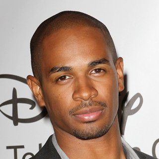 Damon Wayans Jr. in 2011 Disney ABC Television Group Host Summer Press Tour - damon-wayans-jr-2011-disney-abc-summer-press-tour-01