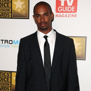 Damon Wayans Jr. in 2012 Critics' Choice TV Awards - Arrivals - damon-wayans-jr-2012-critics-choice-tv-awards-02