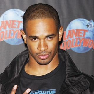 Damon Wayans Jr. in Damon Wayans Jr. Promotes His Film Dance Flick with A Memorabilia Donation Ceremony