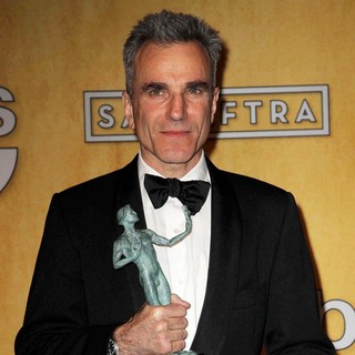 Daniel Day-Lewis in 19th Annual Screen Actors Guild Awards - Press Room