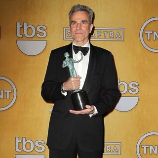 Daniel Day-Lewis in 19th Annual Screen Actors Guild Awards - Press Room