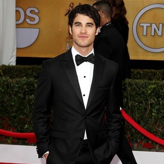 Darren Criss in 19th Annual Screen Actors Guild Awards - Arrivals - darren-criss-19th-annual-screen-actors-guild-awards-02