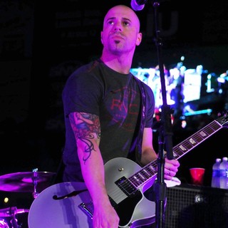Chris Daughtry, DAUGHTRY in DAUGHTRY Perform Live at Citi Field