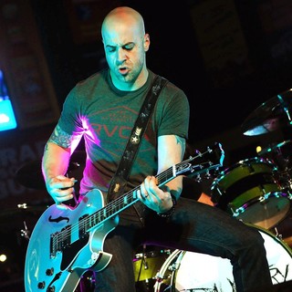 Chris Daughtry, DAUGHTRY in DAUGHTRY Perform Live at Citi Field