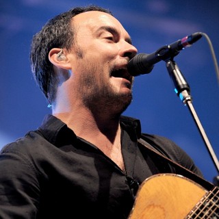 Dave Matthews Band Performing Live at PalaSharp - dave-matthews-band-performing-live-at-palasharp-07