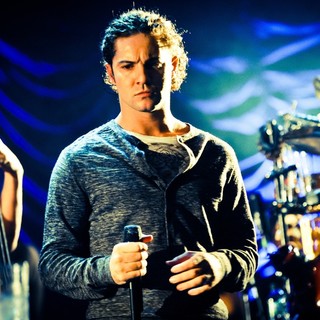 David Bisbal Performs