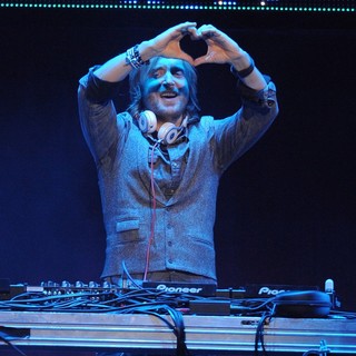David Guetta in The Y100 Jingle Ball 2011