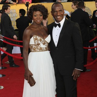 Viola Davis, Julius Tennon in The 18th Annual Screen Actors Guild Awards - Arrivals