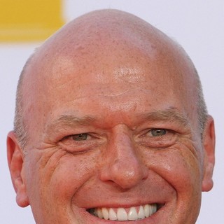 Dean Norris in 64th Annual Primetime Emmy Awards - Arrivals
