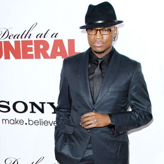 Ne-Yo in World Premiere of 'Death at a Funeral'