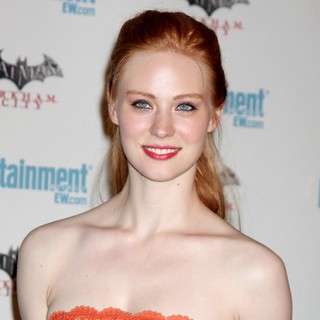 Deborah Ann Woll in Comic Con 2011 Day 3 - Entertainment Weekly Party - Arrivals