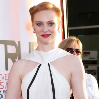 Deborah Ann Woll in Los Angeles Premiere for The Fifth Season of HBO's Series True Blood - Arrivals