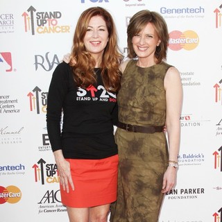 Dana Delany in Stand Up To Cancer 2012 - Arrivals - delany-sweeney-stand-up-to-cancer-2012-02