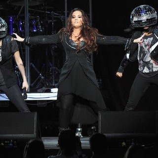 The Y100 Jingle Ball 2011