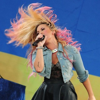 Demi Lovato in Demi Lovato Performs as Part of Good Morning America's Summer Concert Series