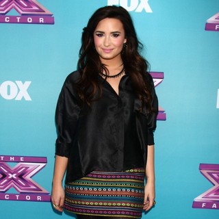 Demi Lovato in X Factor USA Finals Press Confrence