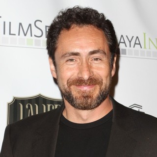 Demian Bichir in The 2011 Los Angeles Latino International Film Festival Special Screening of Without Men - Arrivals - demian-bichir-2011-la-latino-international-film-festival-01