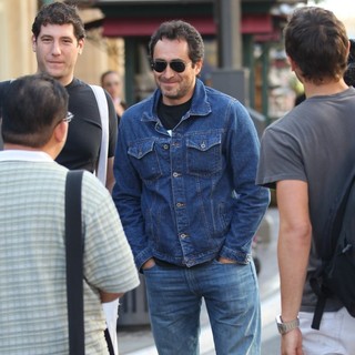 Demian Bichir in Demian Bichir Out Shopping at The Grove