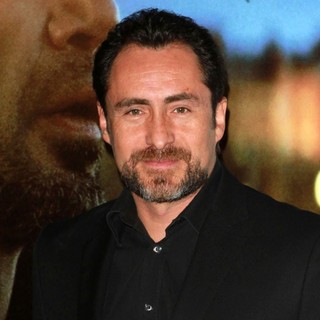Demian Bichir in Los Angeles Premiere of Biutiful - Arrivals