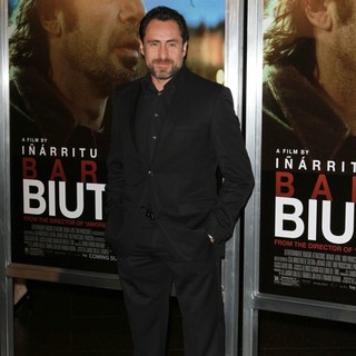 Demian Bichir in Los Angeles Premiere of Biutiful - Arrivals