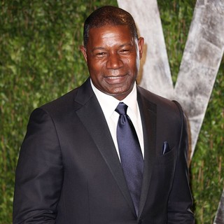 Dennis Haysbert in 2012 Vanity Fair Oscar Party - Arrivals