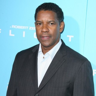 Denzel Washington in The Los Angeles Premiere of Flight - Arrivals