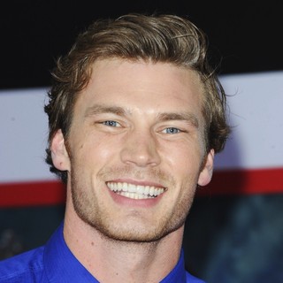 Derek Theler in Iron Man 3 Los Angeles Premiere - Arrivals