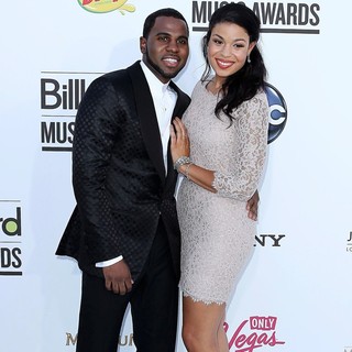 Jason Derulo, Jordin Sparks in 2012 Billboard Music Awards - Arrivals