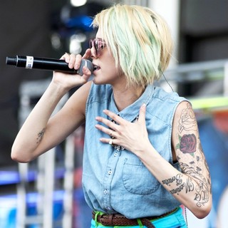 Dev in B96 Pepsi Summerbash