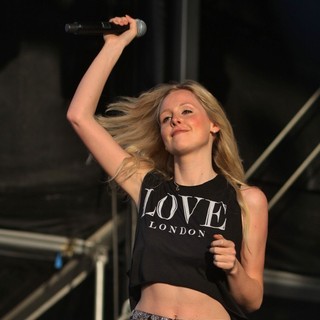 Diana Vickers Performs at The Lytham Proms - diana-vickers-performs-at-the-lytham-proms-07