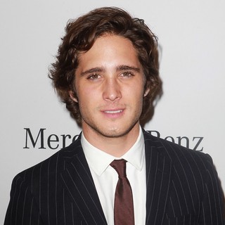 Diego Boneta in 26th Anniversary Carousel of Hope Ball - Presented by Mercedes-Benz - Arrivals - diego-boneta-26th-anniversary-carousel-of-hope-ball-04