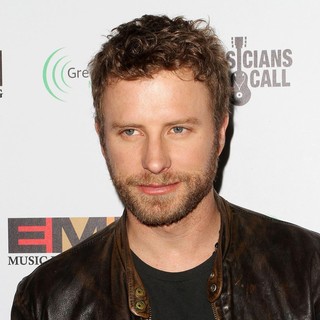 Dierks Bentley in EMI Music 2012 Grammy Awards Party - dierks-bentley-emi-music-2012-grammy-awards-party-01
