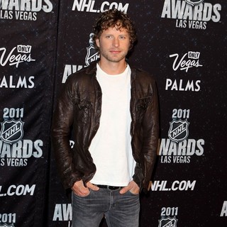 Dierks Bentley in The NHL Awards 2011 - Arrivals - dierks-bentley-nhl-awards-2011-03