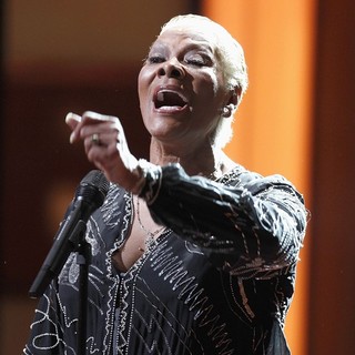 Dionne Warwick in The 47th Annual Goldene Kamera (Golden Camera) Awards - Inside