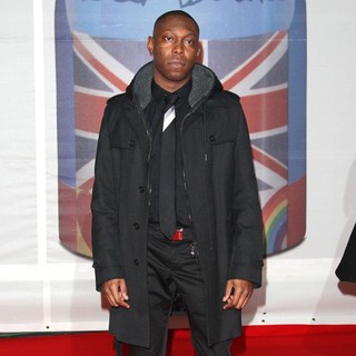 The BRIT Awards 2012 - Arrivals