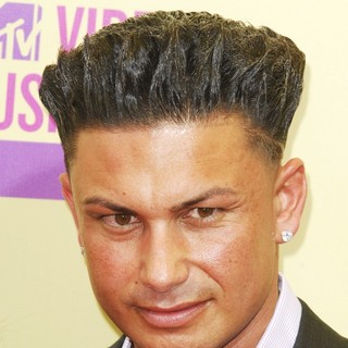 DJ Pauly D in 2012 MTV Video Music Awards - Arrivals