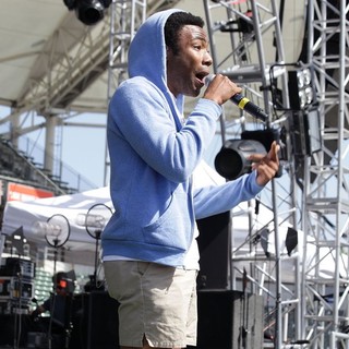Donald Glover in 102.7 KIIS FM's Wango Tango 2012 - Show