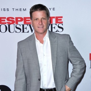 Doug Savant in Desperate Housewives Final Season Kick-Off Party - doug-savant-desperate-housewives-final-season-02
