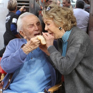 75th Anniversary of The Los Angeles Mission Serving Thanksgiving Dinner to The Homeless