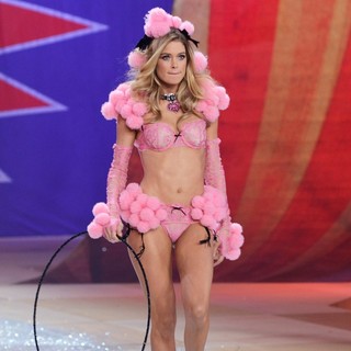 The 2012 Victoria's Secret Fashion Show - Inside