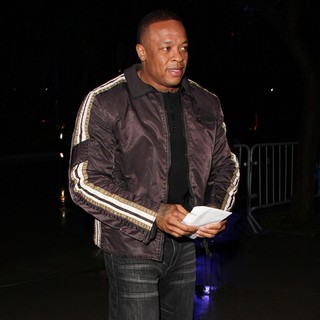 Dr. Dre in Dr. Dre Arrives at The Staples Centre to Watch The LA Lakers Play The Milwaukee Bucks