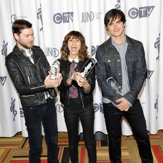 Dragonette in 2012 JUNO Awards - Press Room