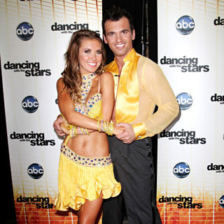 Audrina Patridge, Tony Dovolani in 'Dancing with the Stars' Season 11 Premiere - Arrivals