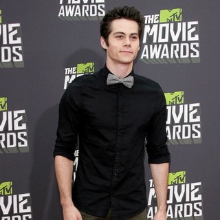 Dylan O'Brien in 2013 MTV Movie Awards - Arrivals - dylan-o-brien-2013-mtv-movie-awards-02