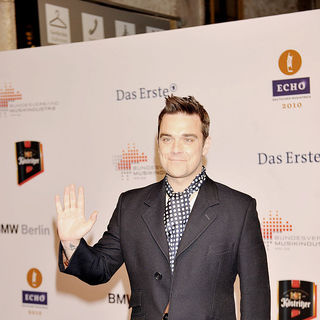 19th Annual Echo Awards 2010 - Red carpet arrivals
